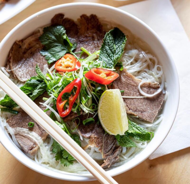 16. Pho Chin