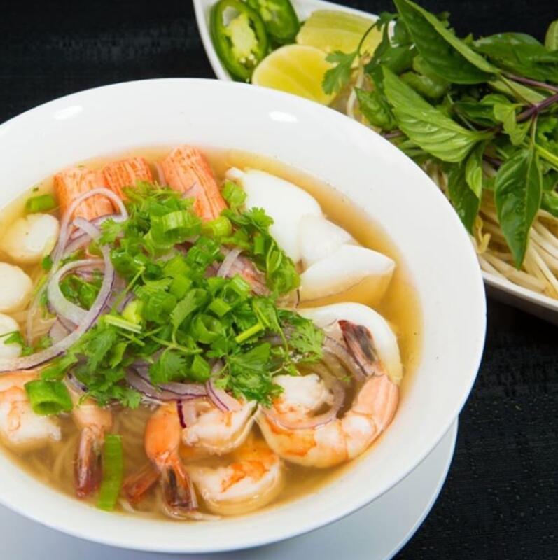 23. Pho Hai San